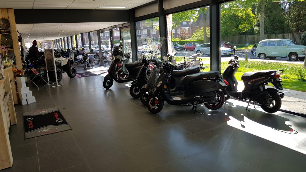 J & B Scooters Voor inkoopverkoop van Scooters, Fietsen, EBikes en meer