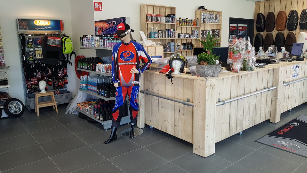 J & B Scooters Voor inkoopverkoop van Scooters, Fietsen, EBikes en meer