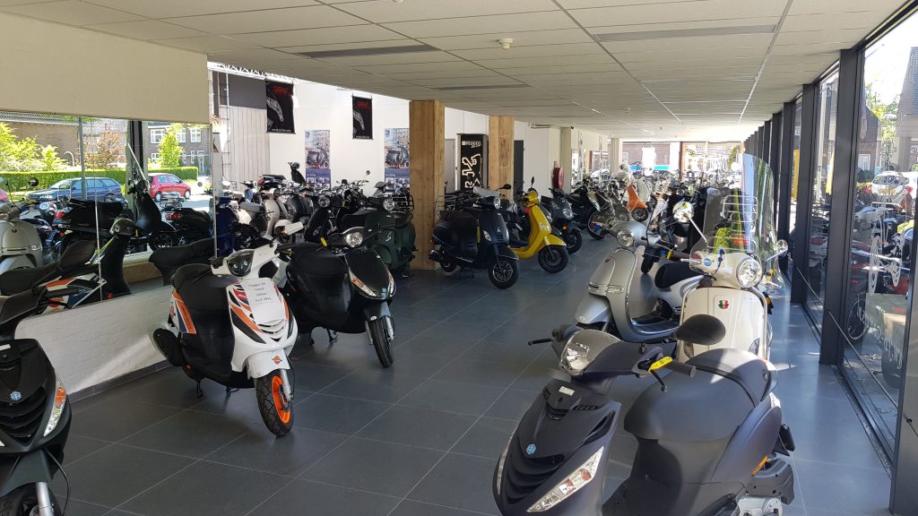 J & B Scooters Voor inkoopverkoop van Scooters, Fietsen, EBikes en meer