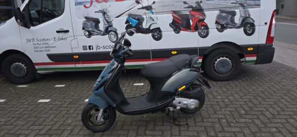 Piaggio Zip S