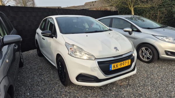 Peugeot 208 1.0